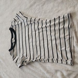 Orange Kiss white and black short sleeve shirt